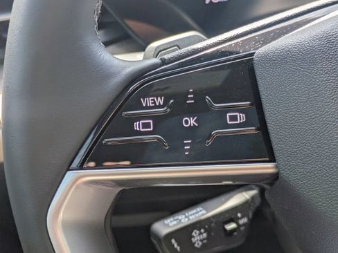 Used 2025 Audi Q5 Premium AWD/4WD image 40
