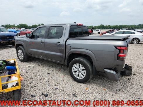 Used 2022 Nissan Frontier SV AWD/4WD image 4