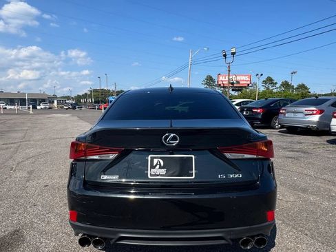 Used 2018 Lexus IS 300 F Sport w/ F Sport Package RWD image 6