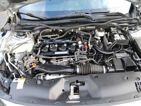 Used 2019 Honda Civic Sport image 28