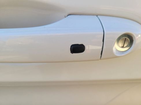 Used 2019 Jeep Cherokee High Altitude image 12