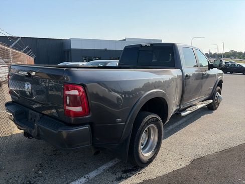 Used 2022 RAM 3500 Laramie AWD/4WD image 5