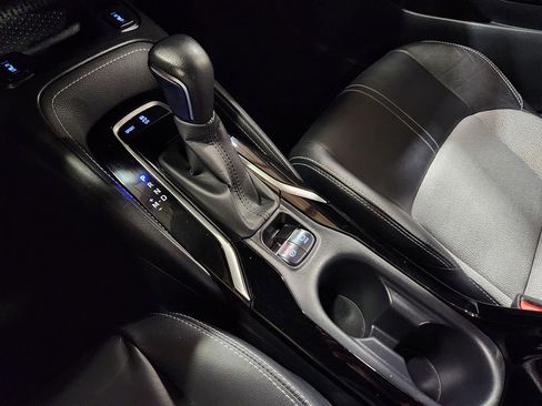 Used 2022 Toyota Corolla XSE image 39