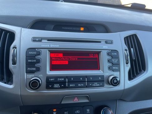 Used 2016 Kia Sportage LX image 33