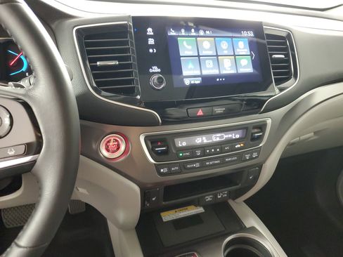 Certified 2021 Honda Pilot Special Edition image 18