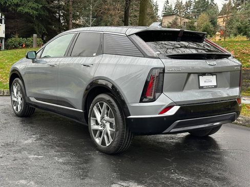 New 2026 Cadillac Optiq Luxury 1 image 3