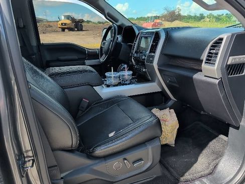 Used 2017 Ford F150 Lariat AWD/4WD image 10