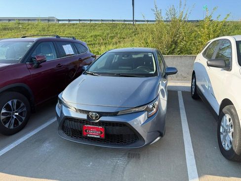Certified 2021 Toyota Corolla LE FWD image 5