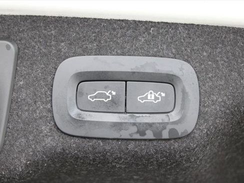 Used 2023 Volvo S90 B6 Ultimate w/ Protection Package Premier AWD/4WD image 33