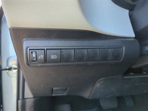 Used 2026 Toyota Corolla SE FWD image 14
