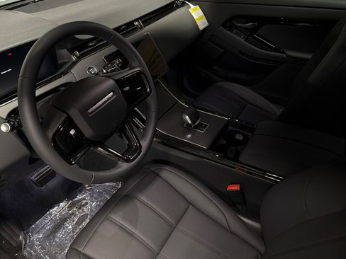 New 2026 Land Rover Range Rover Evoque S AWD/4WD image 4