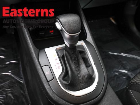 Used 2023 Kia Forte LXS image 13