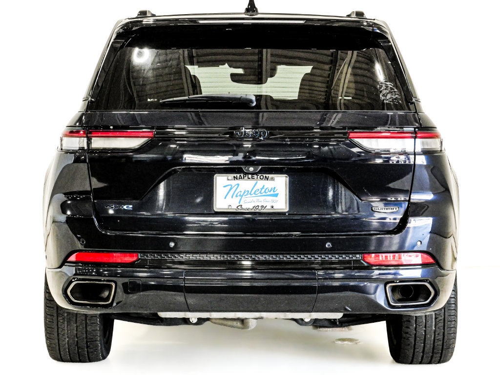 Used 2023 Jeep Grand Cherokee Summit w/ High Altitude Package AWD/4WD image 8