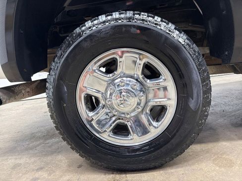 Used 2018 RAM 2500 Tradesman w/ Chrome Appearance Group image 35