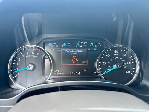 Used 2018 Ford Expedition Max XLT w/ Equipment Group 202A AWD/4WD image 25