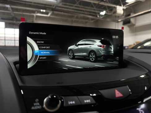 New 2026 Acura RDX SH-AWD image 27