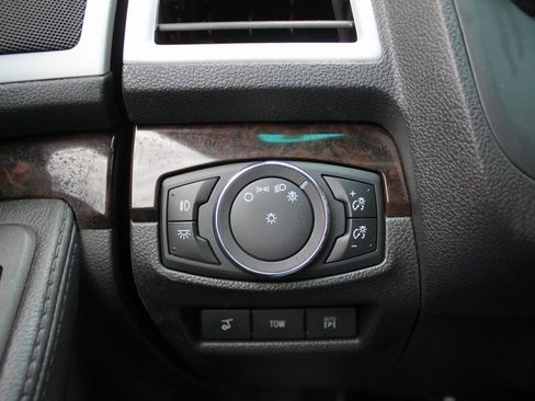 Used 2014 Ford Explorer Limited w/ Equipment Group 302A image 15