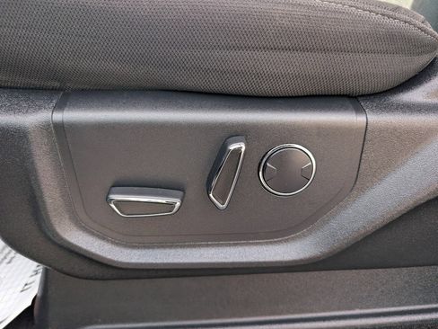 Used 2018 Ford F150 XLT w/ Equipment Group 302A Luxury image 35