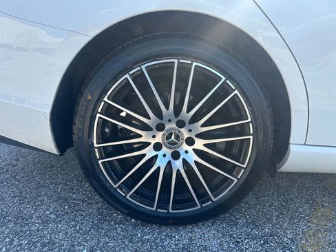 Used 2024 Mercedes-Benz C 300 C 300 image 29