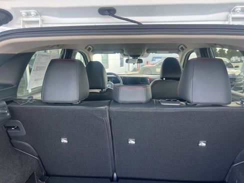 New 2025 Nissan Kicks SR image 25