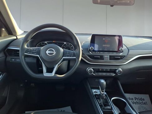 Used 2023 Nissan Altima 2.5 SV image 28