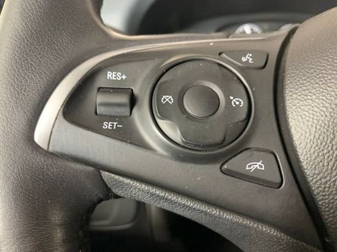 Used 2020 Buick Enclave Essence AWD/4WD image 30