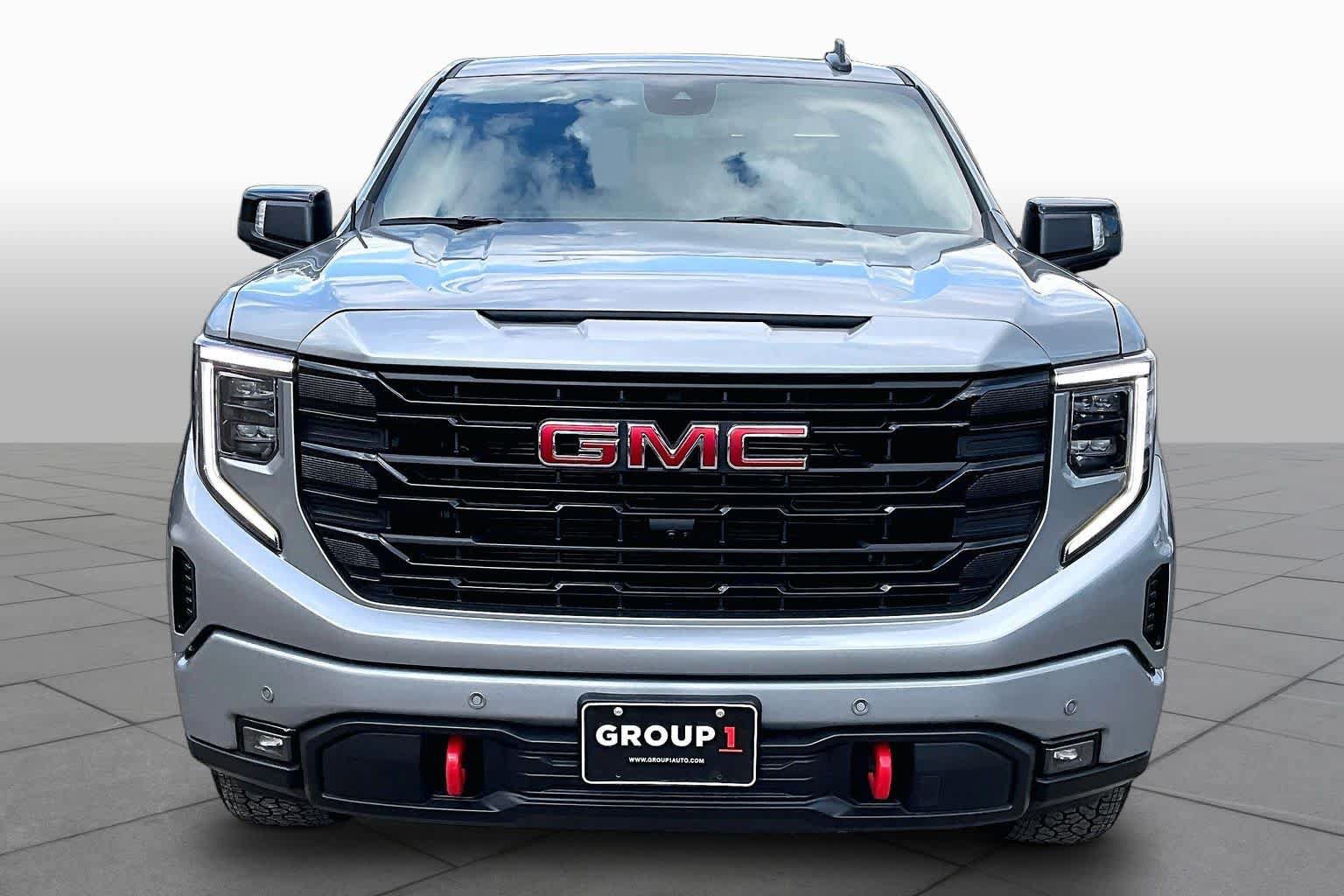 Used 2026 GMC Sierra 1500 Elevation w/ Elevation Premium Package AWD/4WD image 4