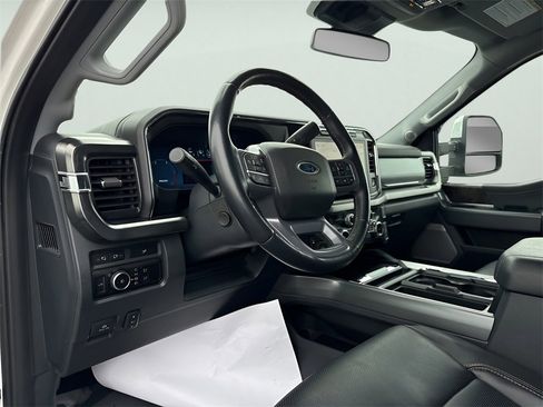 Used 2023 Ford F350 Lariat w/ Lariat Ultimate Package image 18
