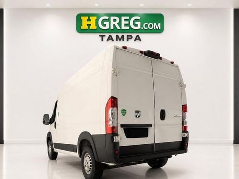 Used 2025 RAM ProMaster 2500 w/ Convenience Group FWD image 2