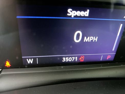 Used 2021 Cadillac XT5 Premium Luxury FWD image 16