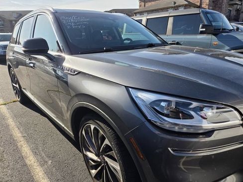 Used 2024 Lincoln Aviator Reserve w/ Equipment Group 201A AWD/4WD image 3