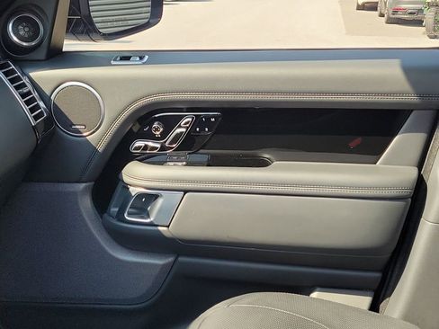 Used 2021 Land Rover Range Rover P525 Westminster Edition LWB image 23