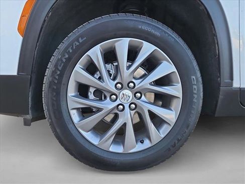 Used 2025 Buick Enclave Preferred image 25