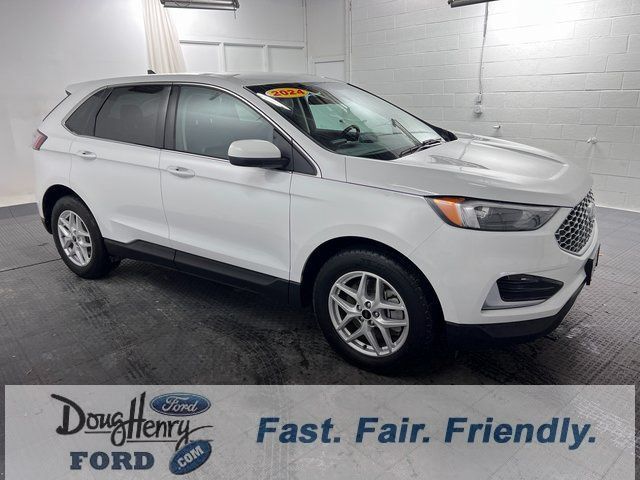 Used 2024 Ford Edge SEL AWD/4WD image 3