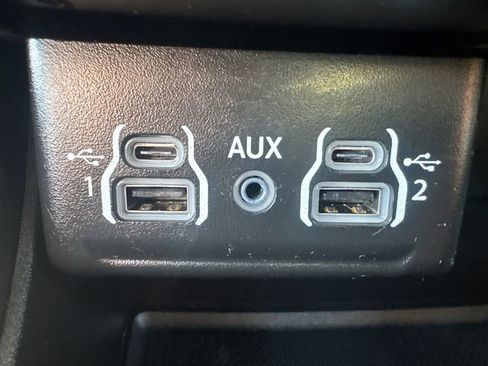 Used 2025 Dodge Durango GT w/ Blacktop Package image 37