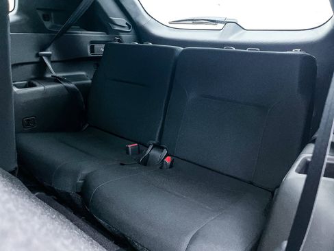 New 2025 Mitsubishi Outlander ES image 26