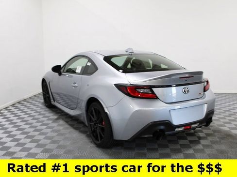 New 2025 Toyota GR86 Premium image 9