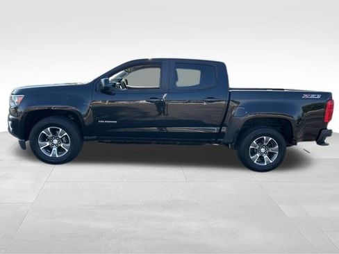 Used 2016 Chevrolet Colorado Z71 AWD/4WD image 2