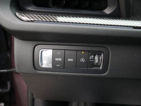 New 2026 Chevrolet Traverse High Country image 11