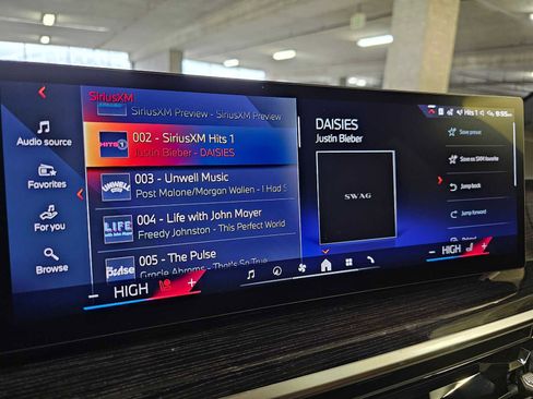 New 2026 BMW X7 M60i AWD/4WD image 15