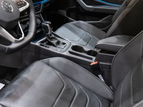 Certified 2024 Volkswagen Jetta SEL FWD image 18