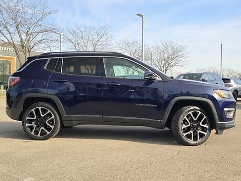 Used 2019 Jeep Compass Limited w/ Safety & Security Group image 26