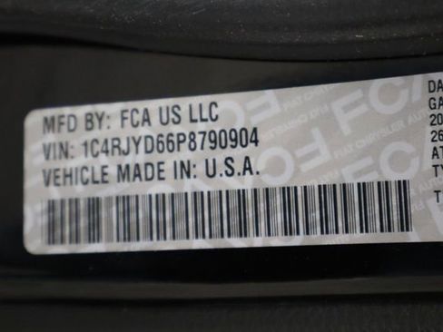 Used 2023 Jeep Grand Cherokee Overland image 25