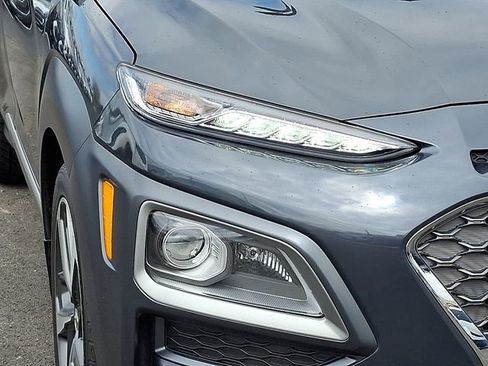 Used 2021 Hyundai Kona Limited w/ Cargo Package image 9