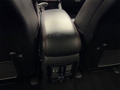 Used 2024 Dodge Durango GT image 74