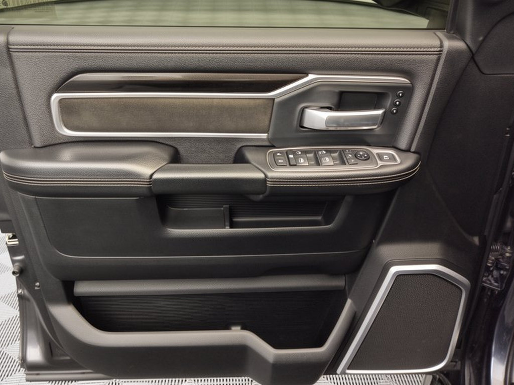 Used 2020 RAM 2500 Laramie AWD/4WD image 14