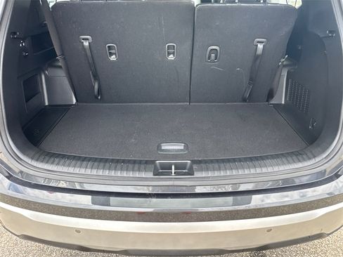 Used 2024 Kia Telluride LX image 18