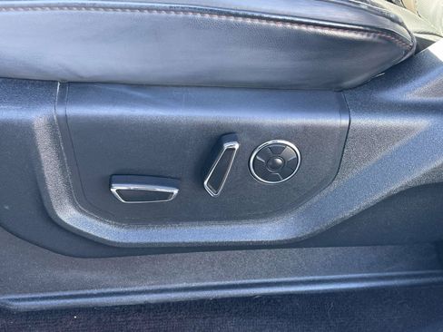 Used 2020 Ford F150 Platinum w/ Equipment Group 701A Luxury AWD/4WD image 19