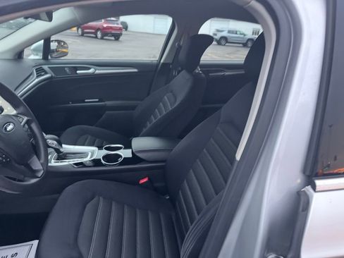 Used 2014 Ford Fusion SE image 19