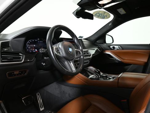 Certified 2023 BMW X6 M50i w/ Dynamic Handling Package image 15